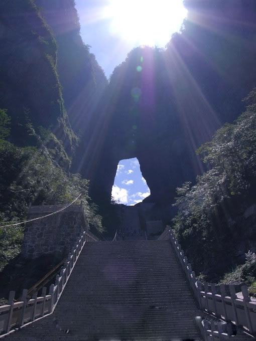 天门山洞
